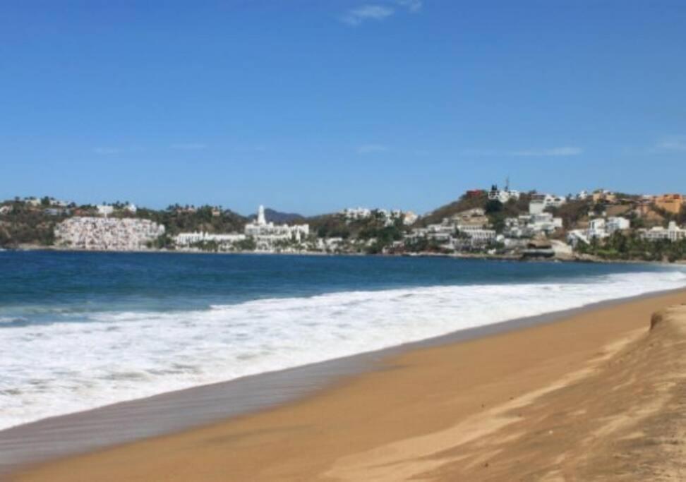 Hermoso Apartamento En Manzanillo Con Alberca Y Cancha De Tenis, Ideal Para Relajarse Y Disfrutar De Una Escapada Tranquila En El Paraiso Tropical Exterior photo