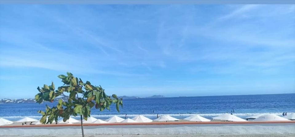 Hermoso Apartamento En Manzanillo Con Alberca Y Cancha De Tenis, Ideal Para Relajarse Y Disfrutar De Una Escapada Tranquila En El Paraiso Tropical Exterior photo